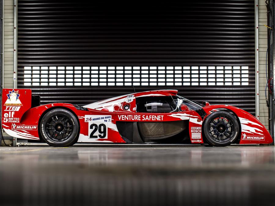  Toyota TS020 GT-One Race Version 1998 года  (фото 8 из 23)